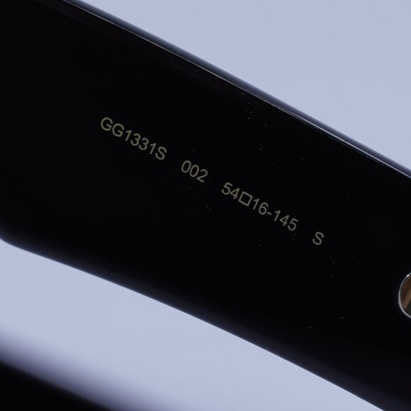 🕶️ New Gucci GG1331S 002 Sunglasses - Black Frame, Brown Polarized Lenses - Picture 6 of 10